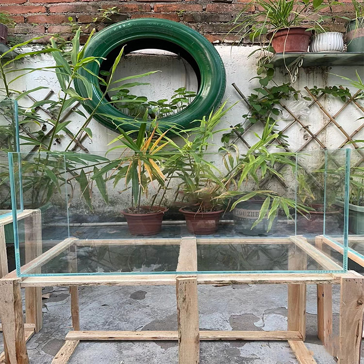 鱼缸玻璃
